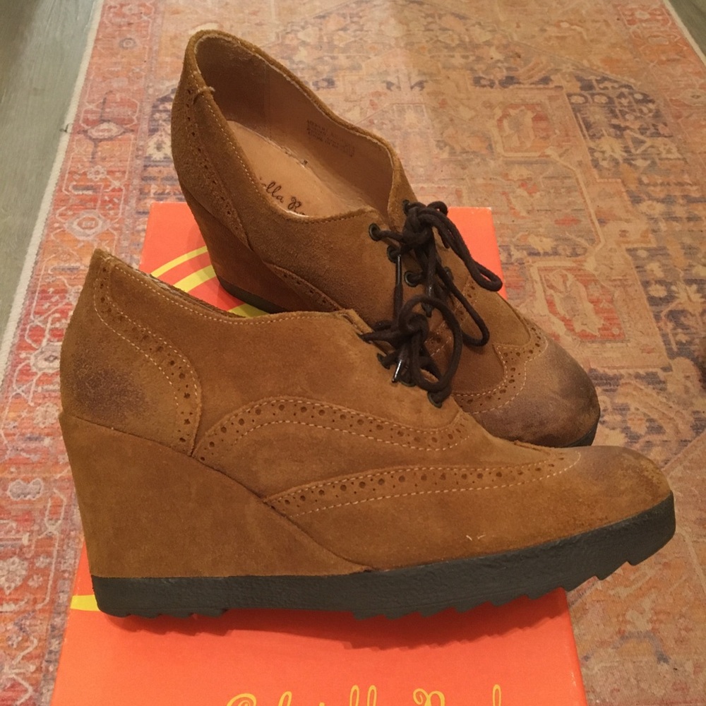 Brown Suede Wedge Oxford Shoes